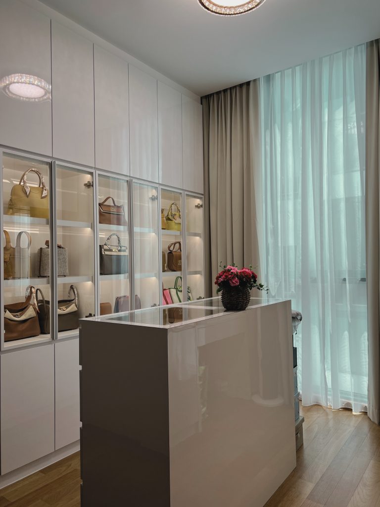 Display cabinet at 321 Belgravia Green, published by Handyz Conceptz